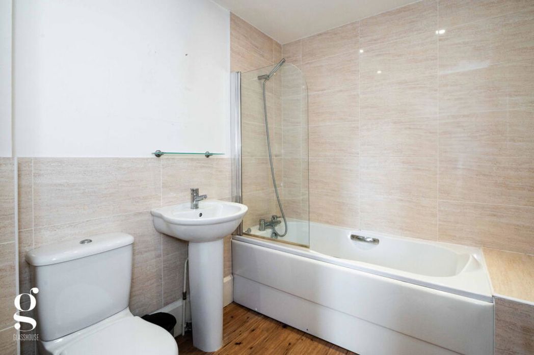 Property image 13 of 19