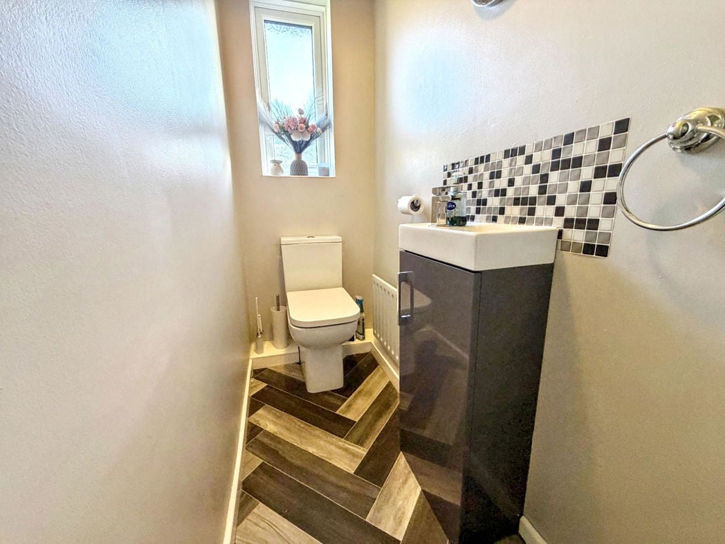 Property image 13 of 25