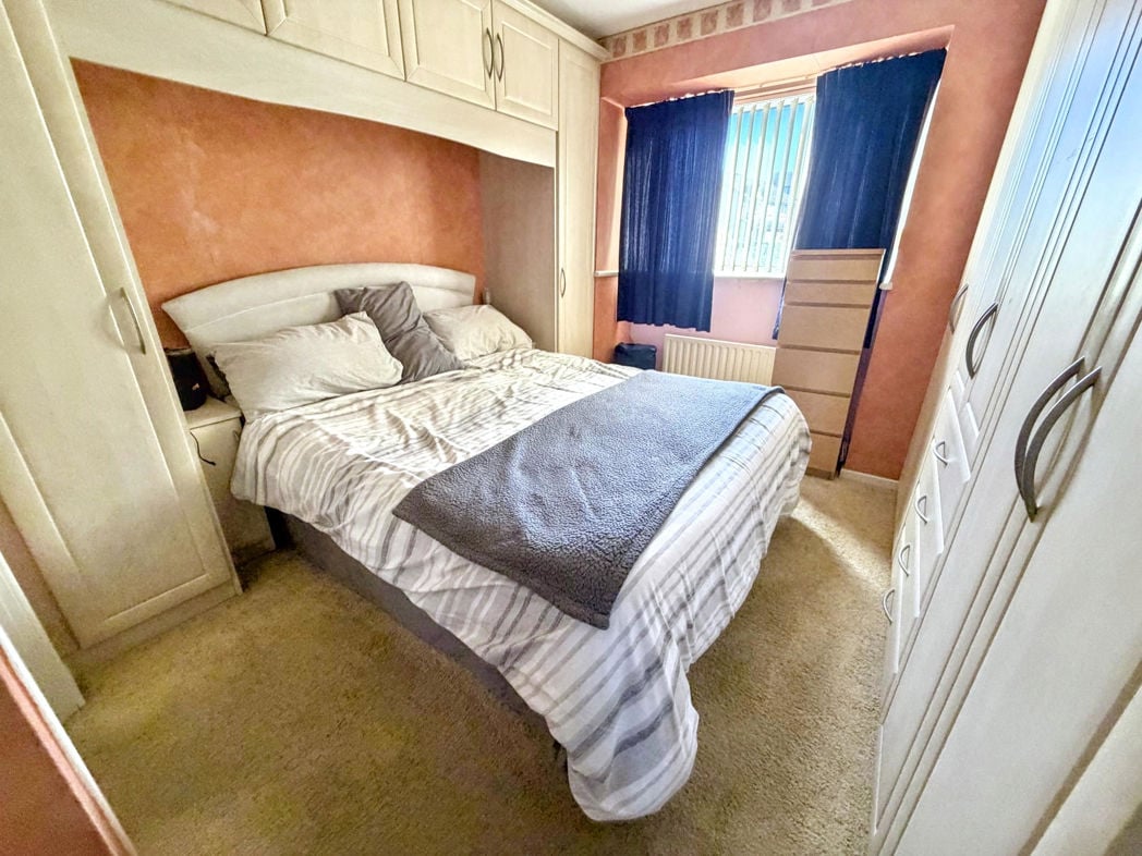 Property image 14 of 25