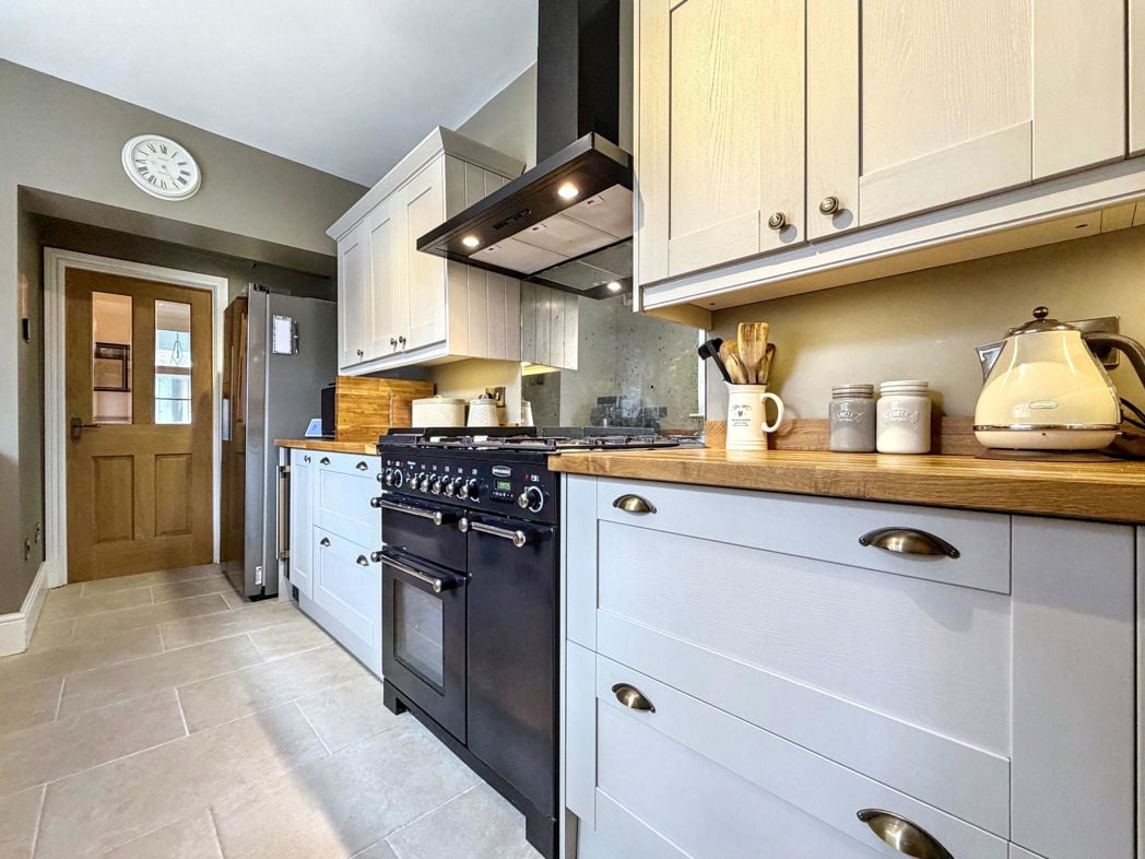 Kitchen (Additional)