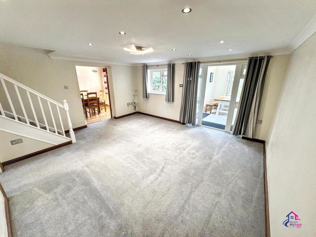 Property image 15 of 18