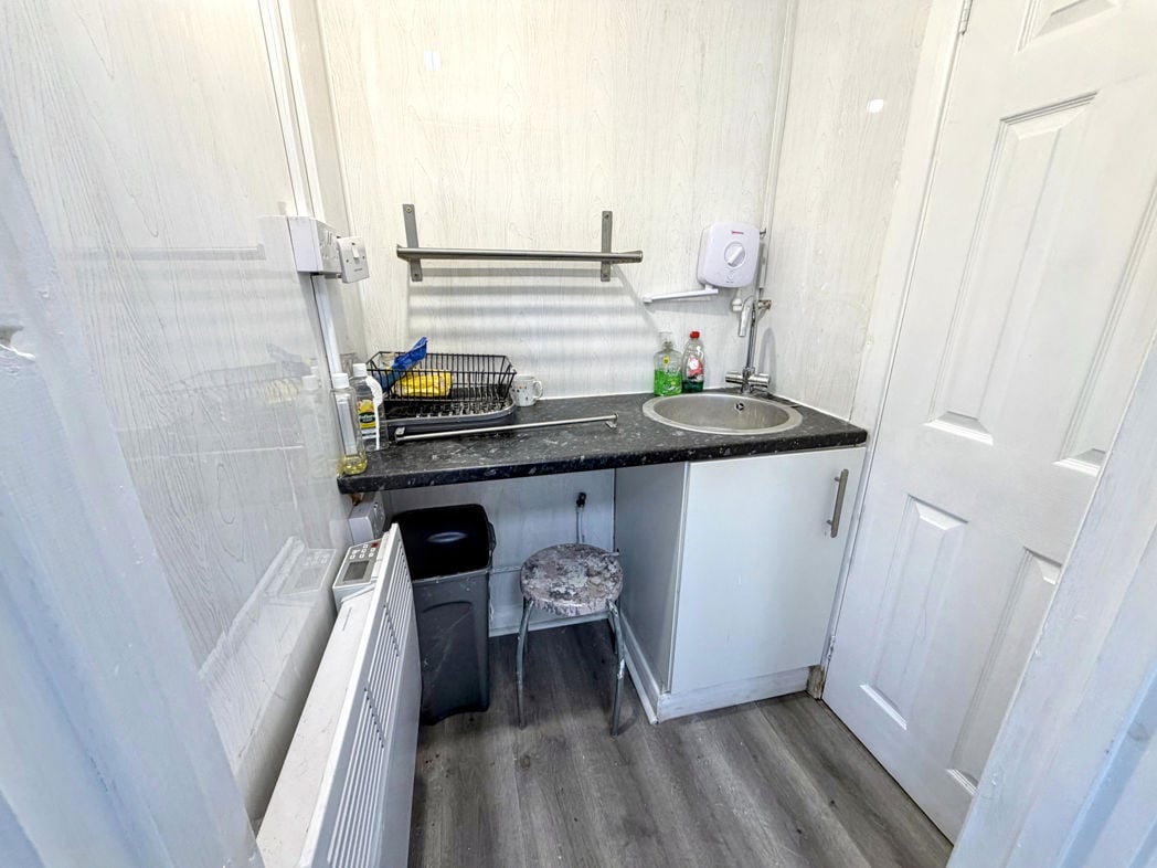 Property image 7 of 12