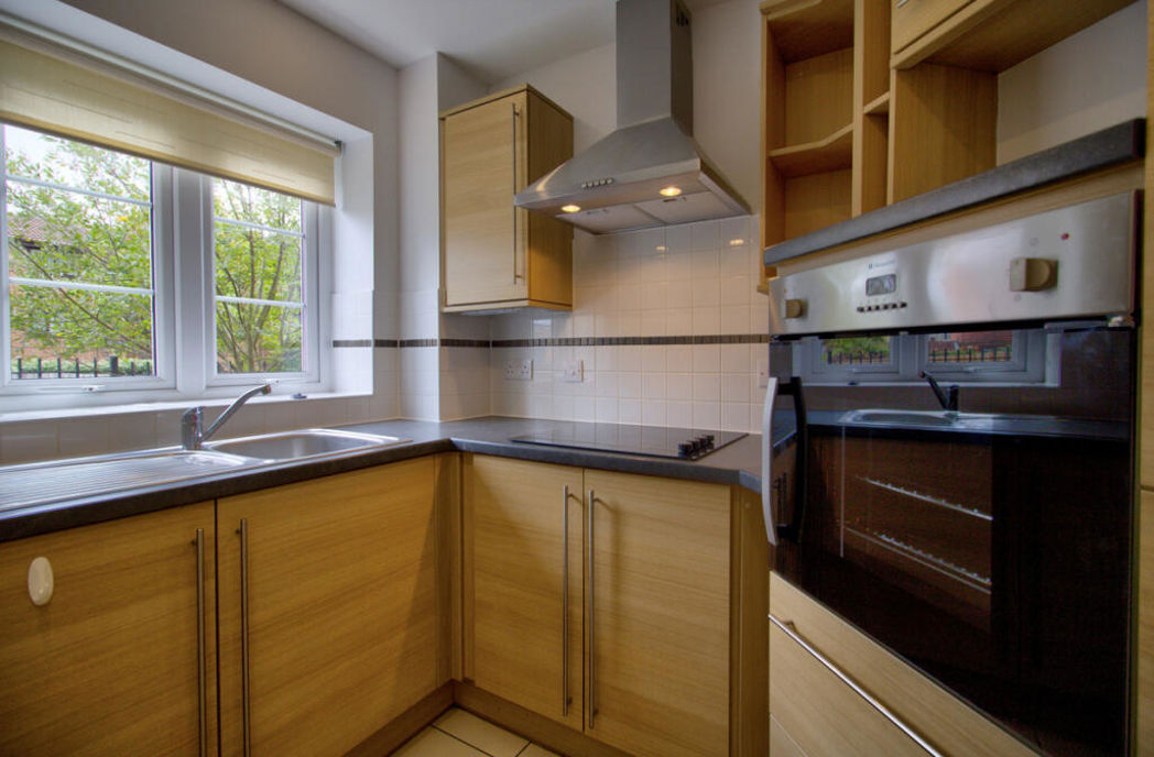 Property image 4 of 16