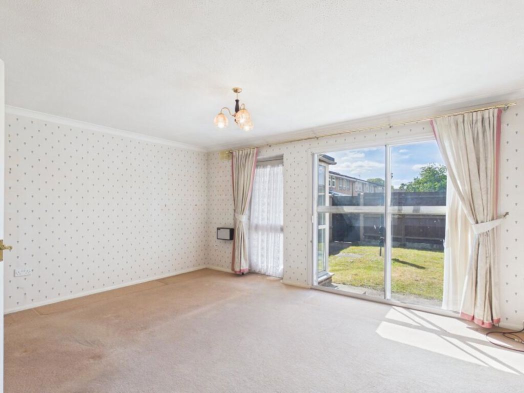Property image 2 of 13