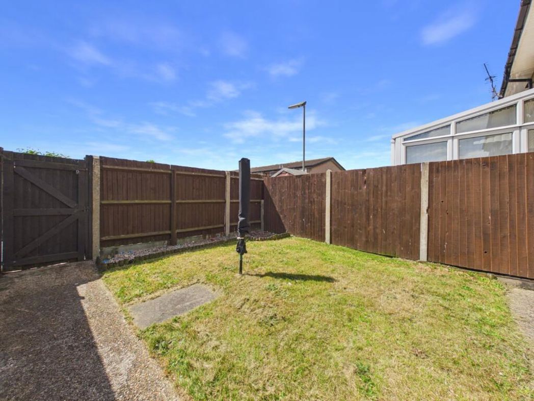 Property image 3 of 13