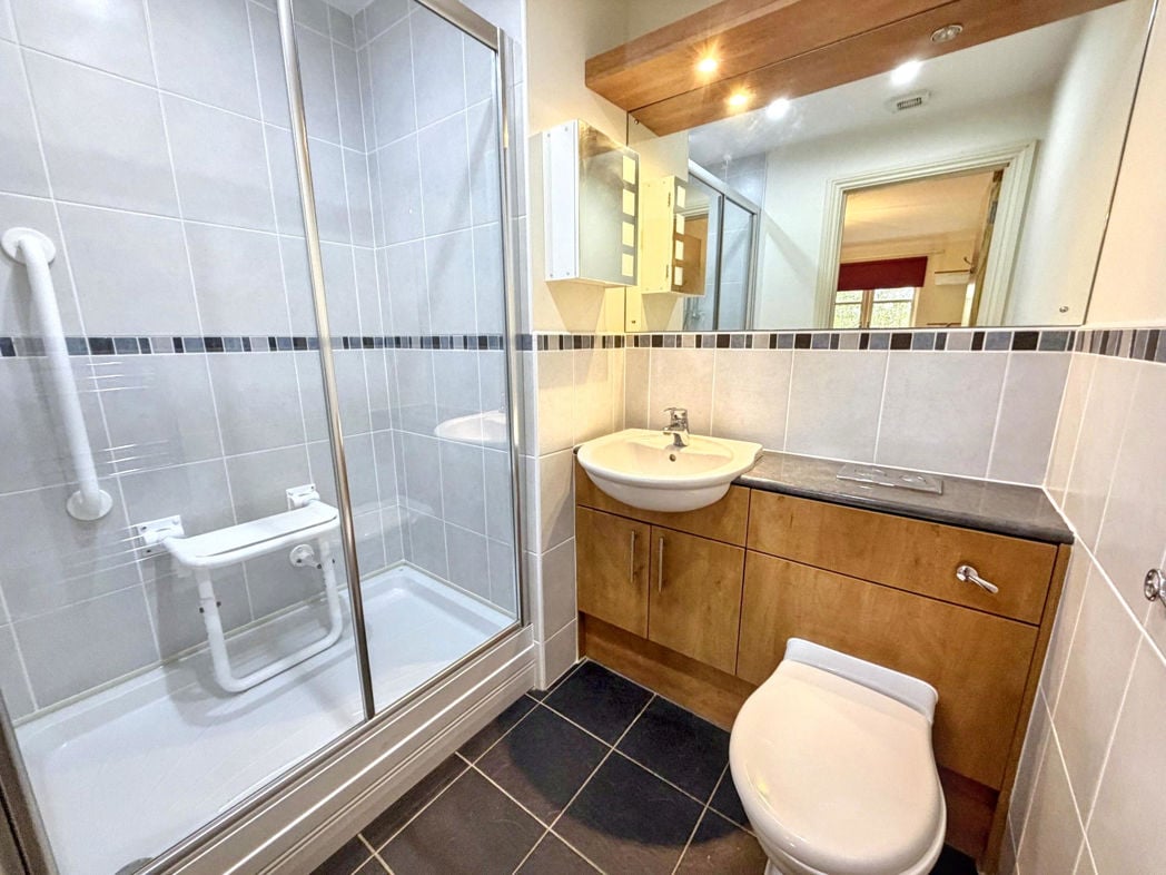 En Suite Shower Room