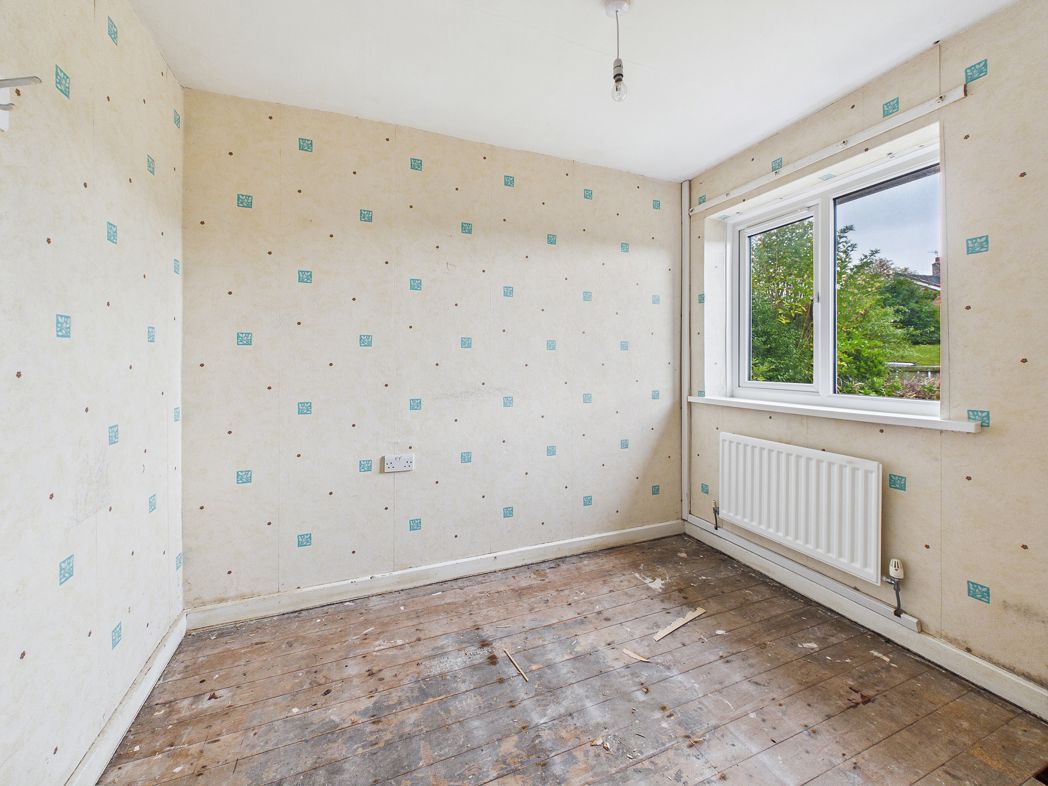 Property image 8 of 12