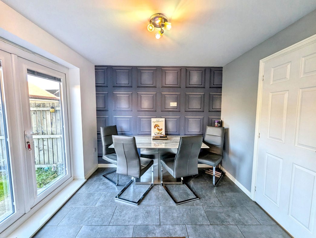 Property image 5 of 18