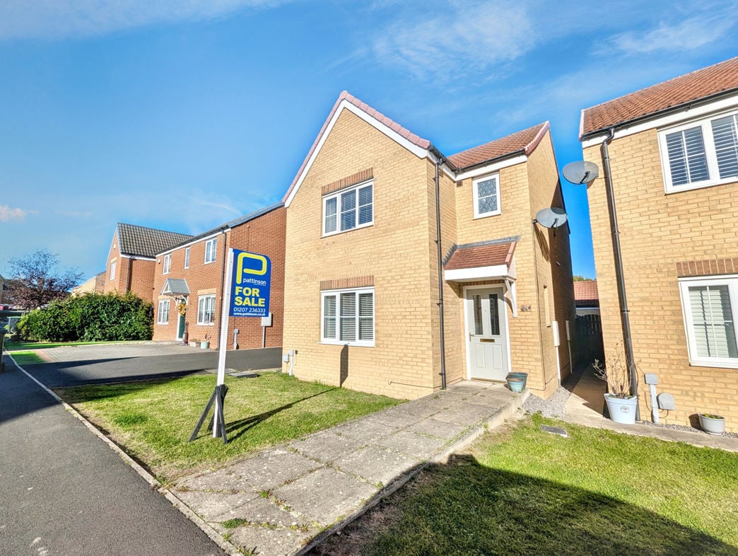 Property image 1 of 18
