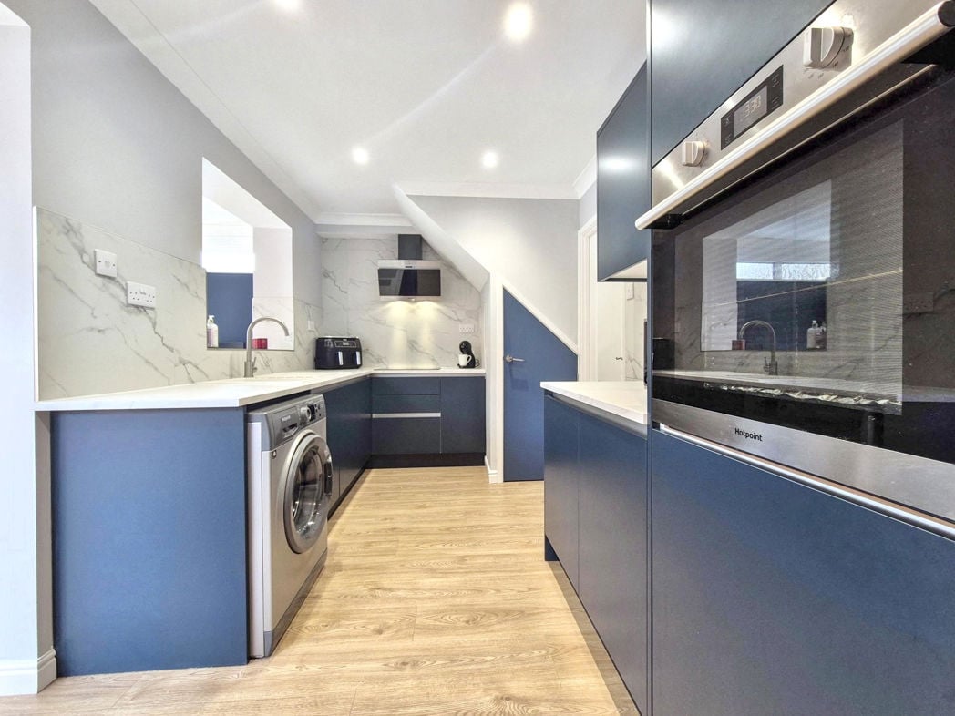 Property image 6 of 23