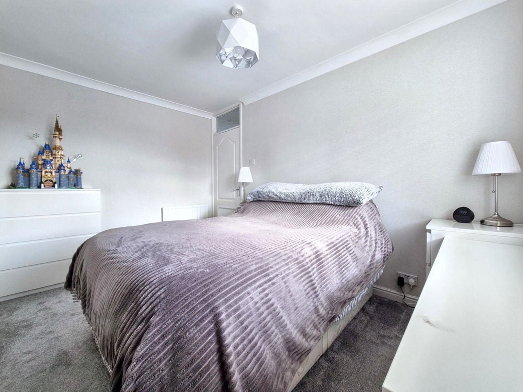 Property image 17 of 23