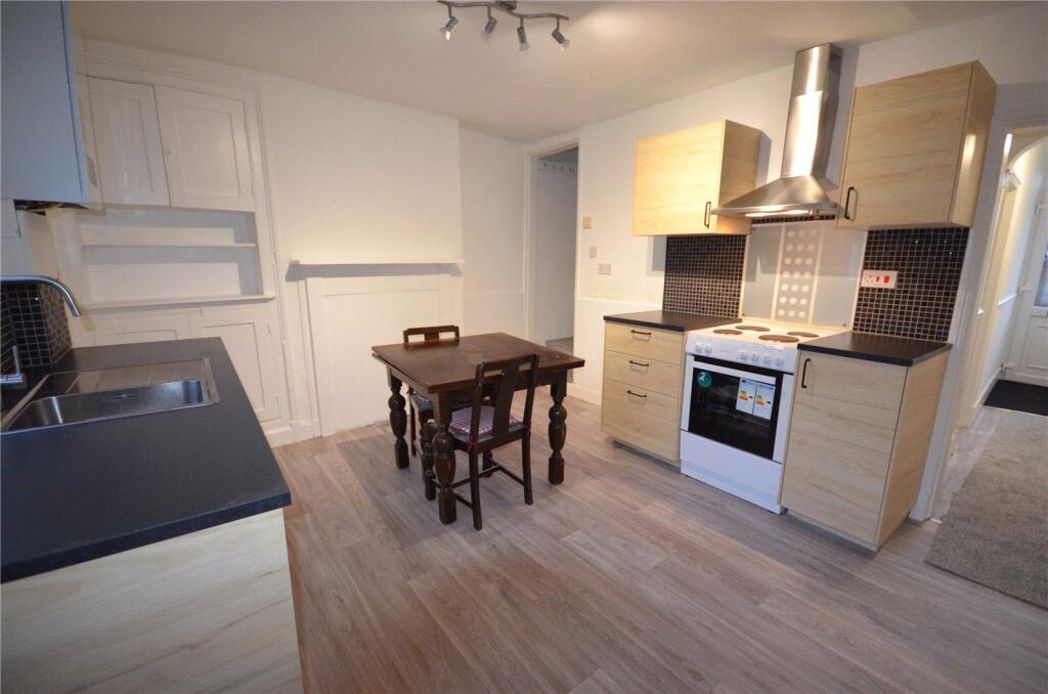 Property image 5 of 9