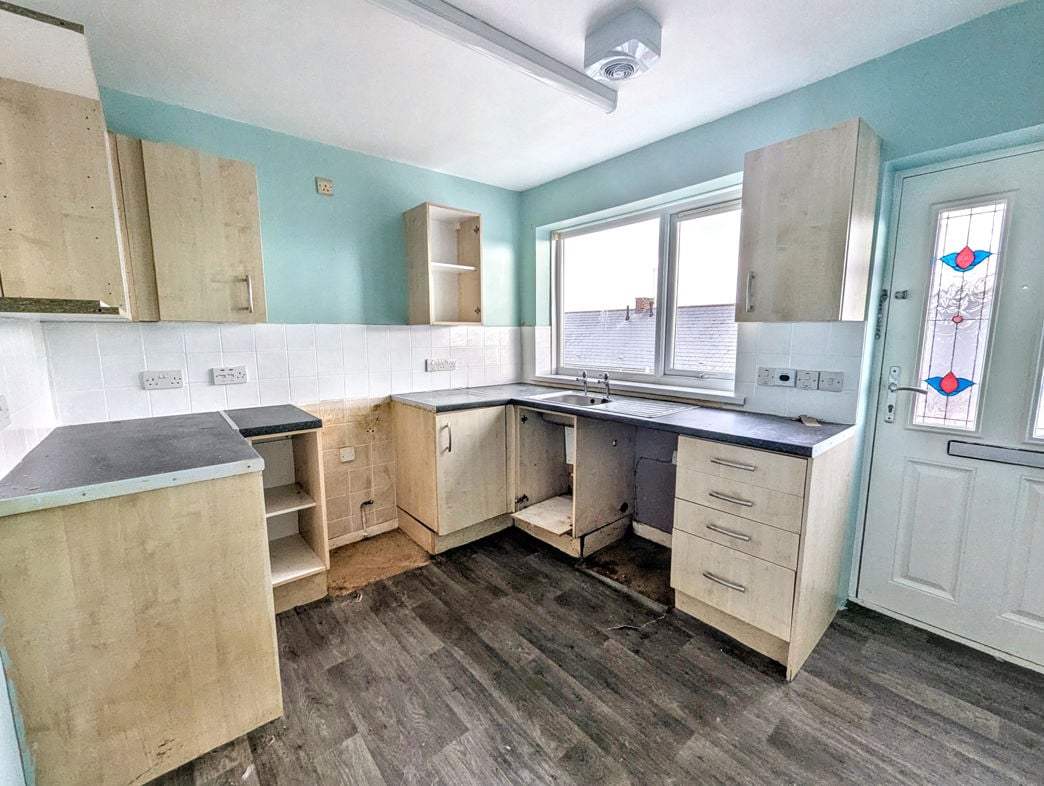 Property image 3 of 8