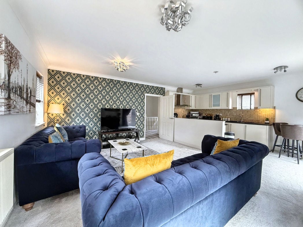 Property image 7 of 23