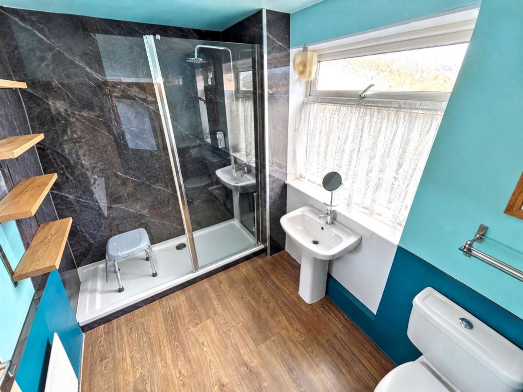Property image 7 of 14