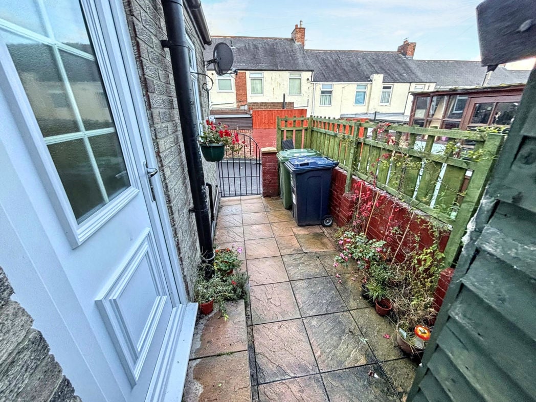 Property image 12 of 14