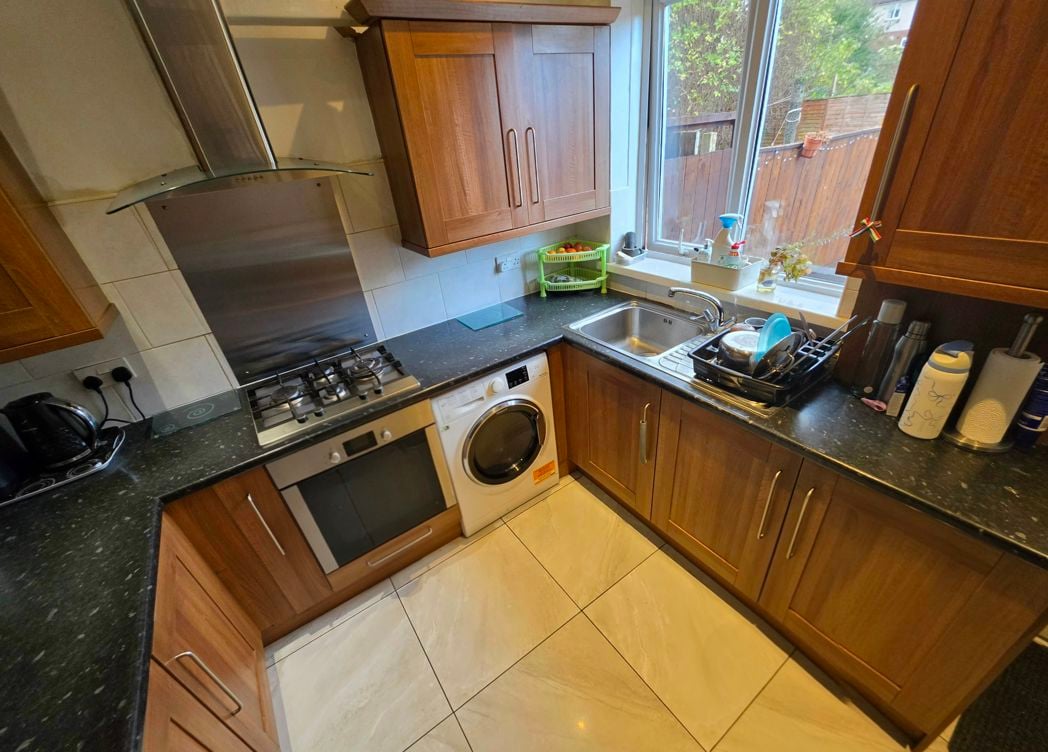 Property image 3 of 22