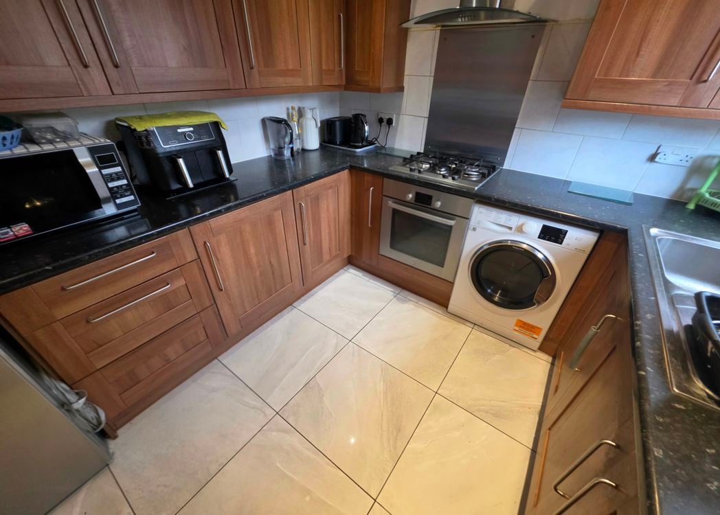 Property image 5 of 22