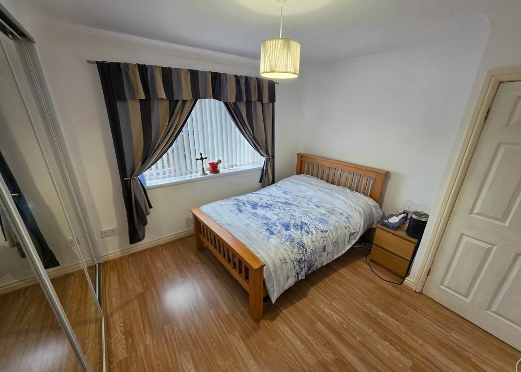 Property image 10 of 22