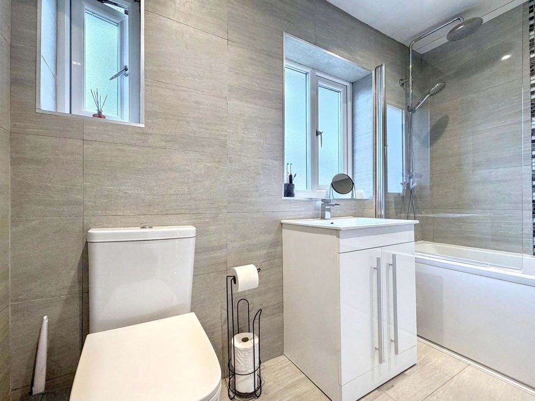 Property image 22 of 32
