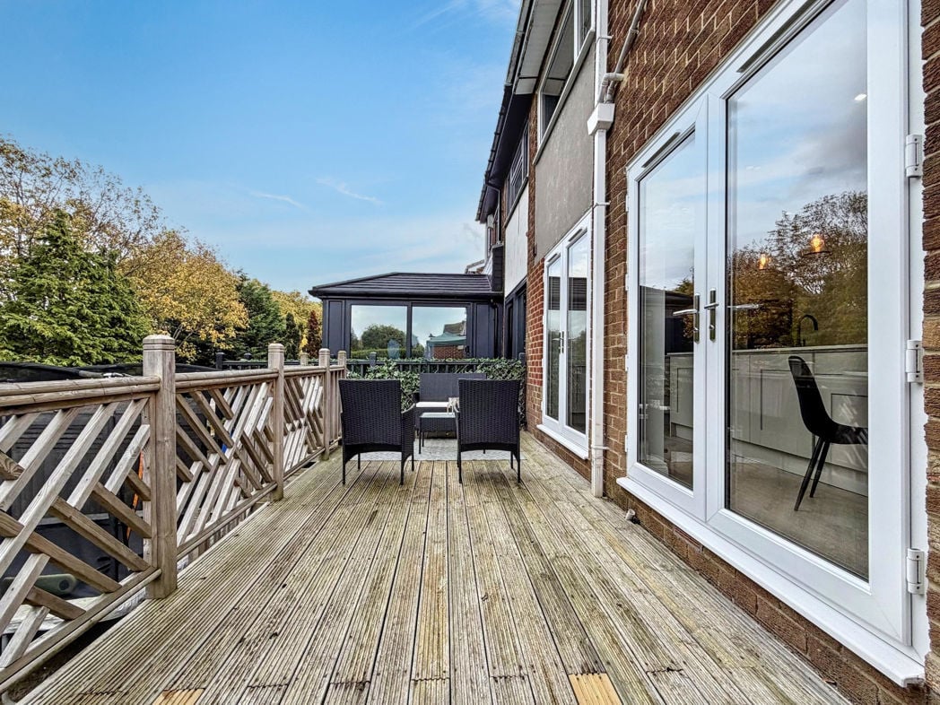 Property image 25 of 32