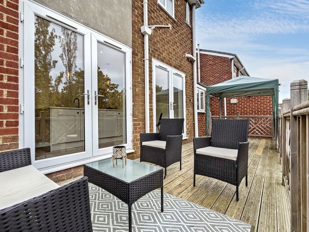 Property image 26 of 32