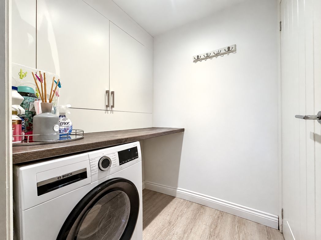 Property image 13 of 32