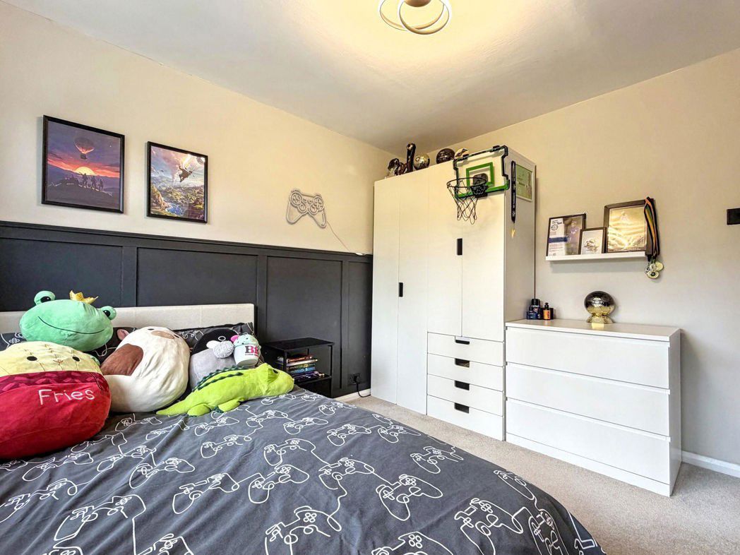 Property image 20 of 32