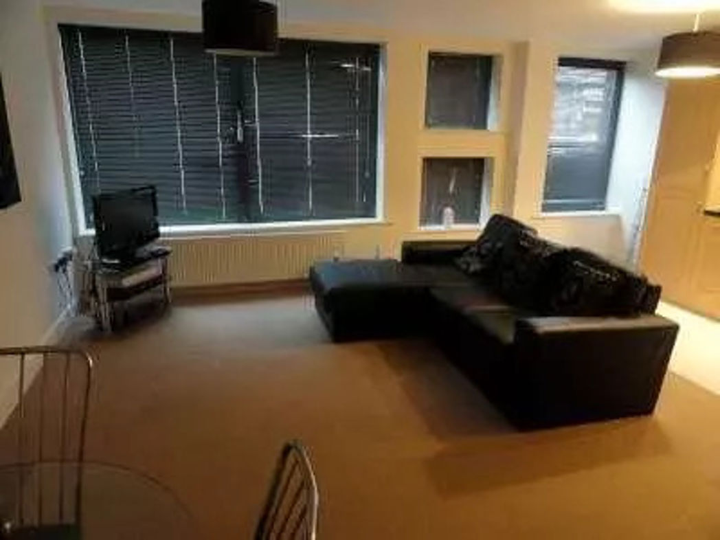 Property image 2 of 6