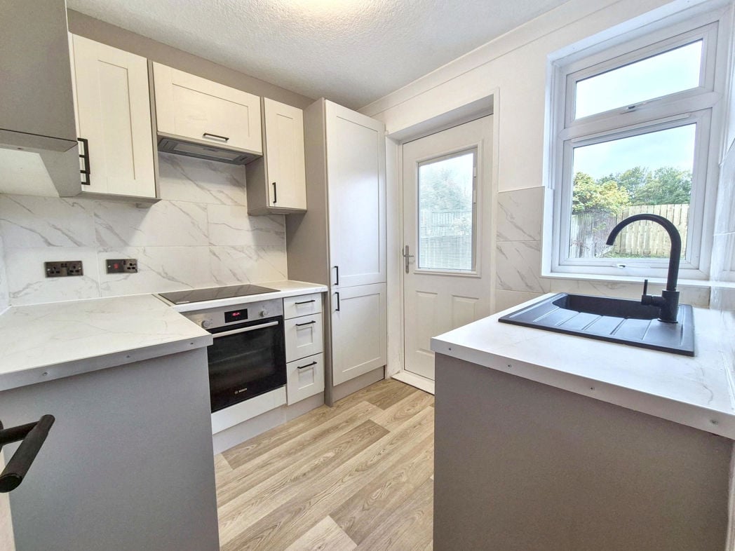 Property image 3 of 16