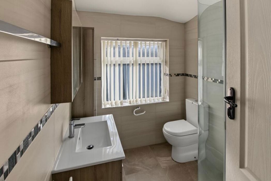 Property image 14 of 18
