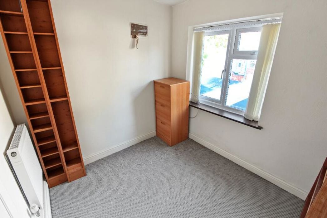 Property image 12 of 18