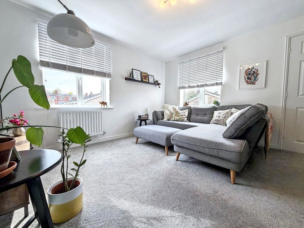 Property image 2 of 18