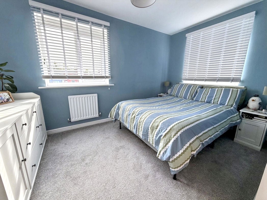 Property image 10 of 18