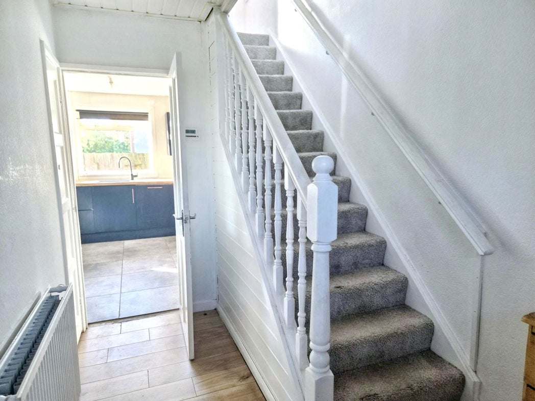 Property image 2 of 11