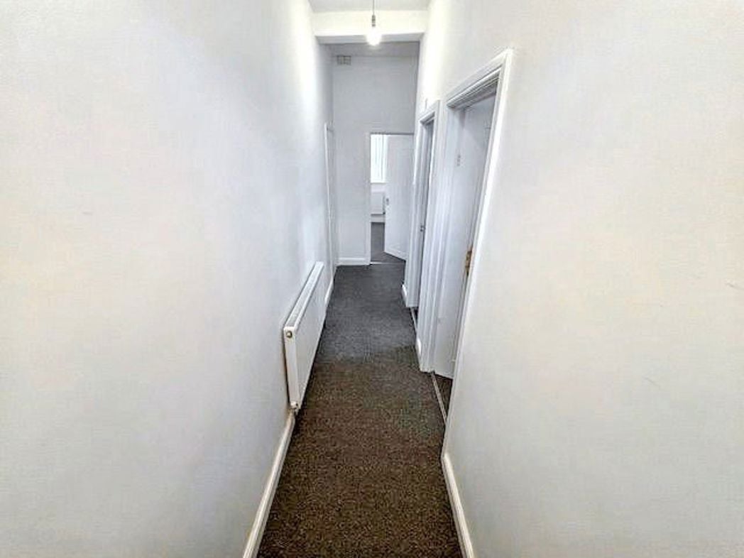 Property image 7 of 11