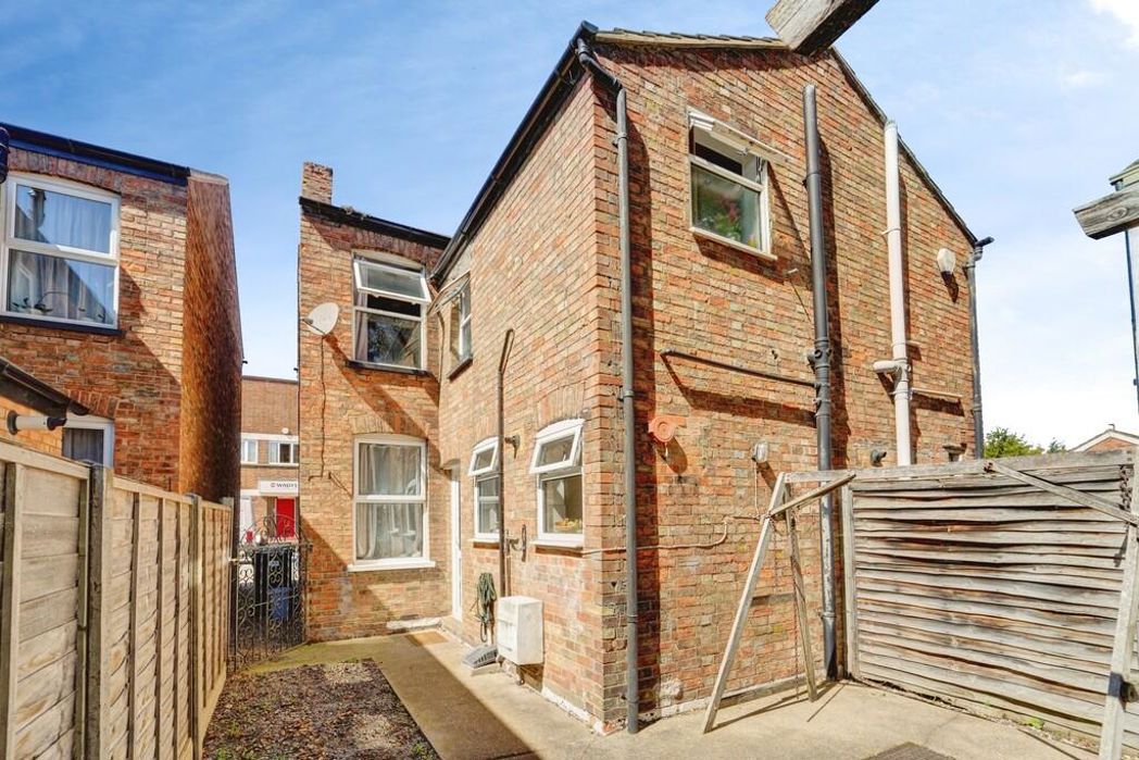 Property image 17 of 18
