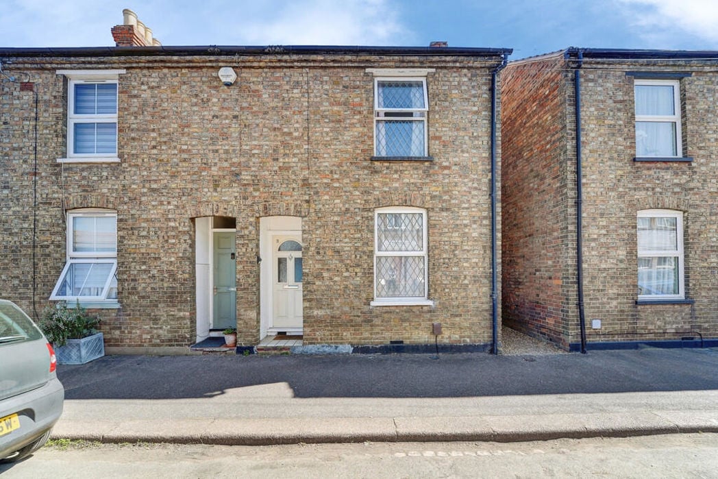 Property image 1 of 18