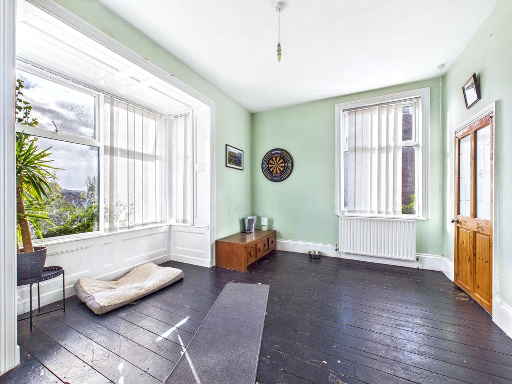 Sitting room/Bedroom