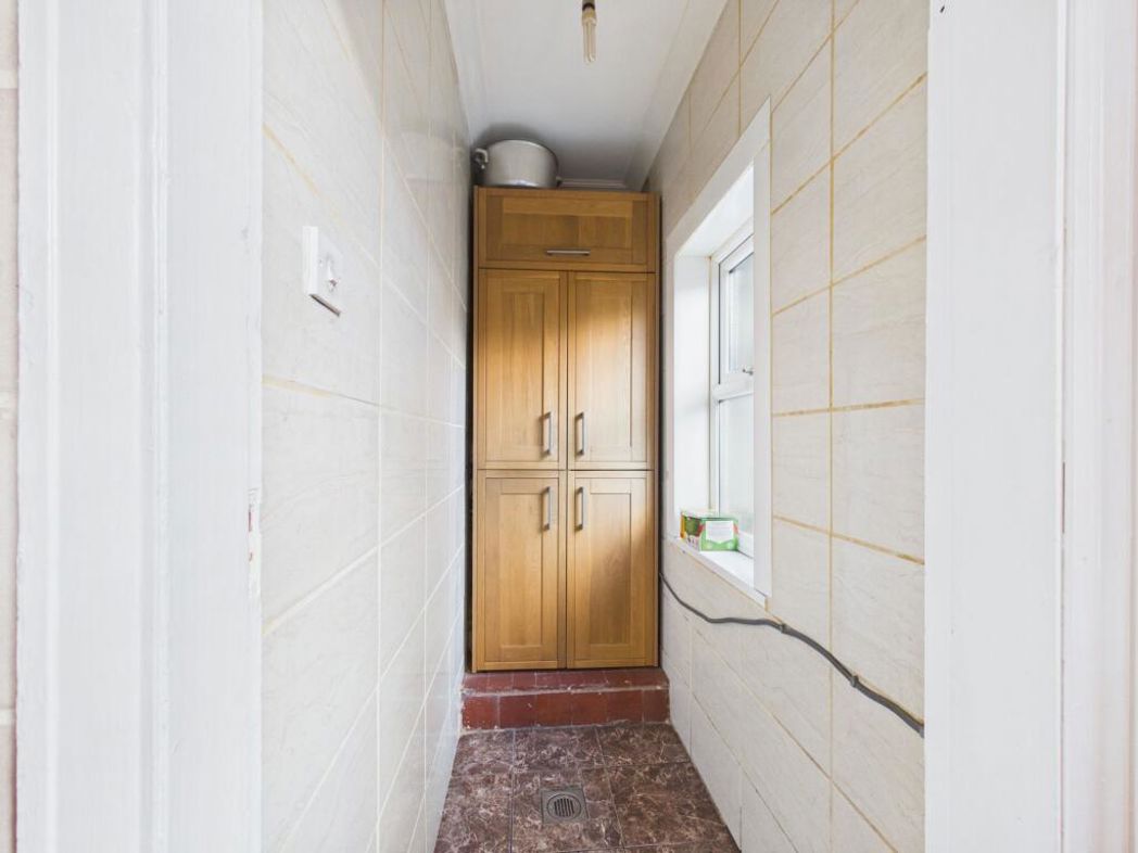 Property image 8 of 30