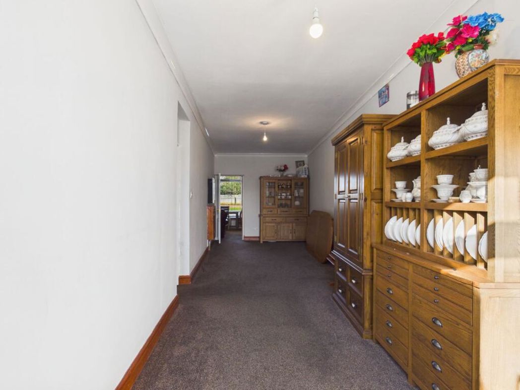 Property image 14 of 30