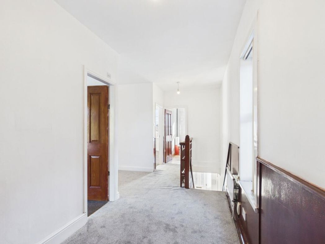 Property image 25 of 30