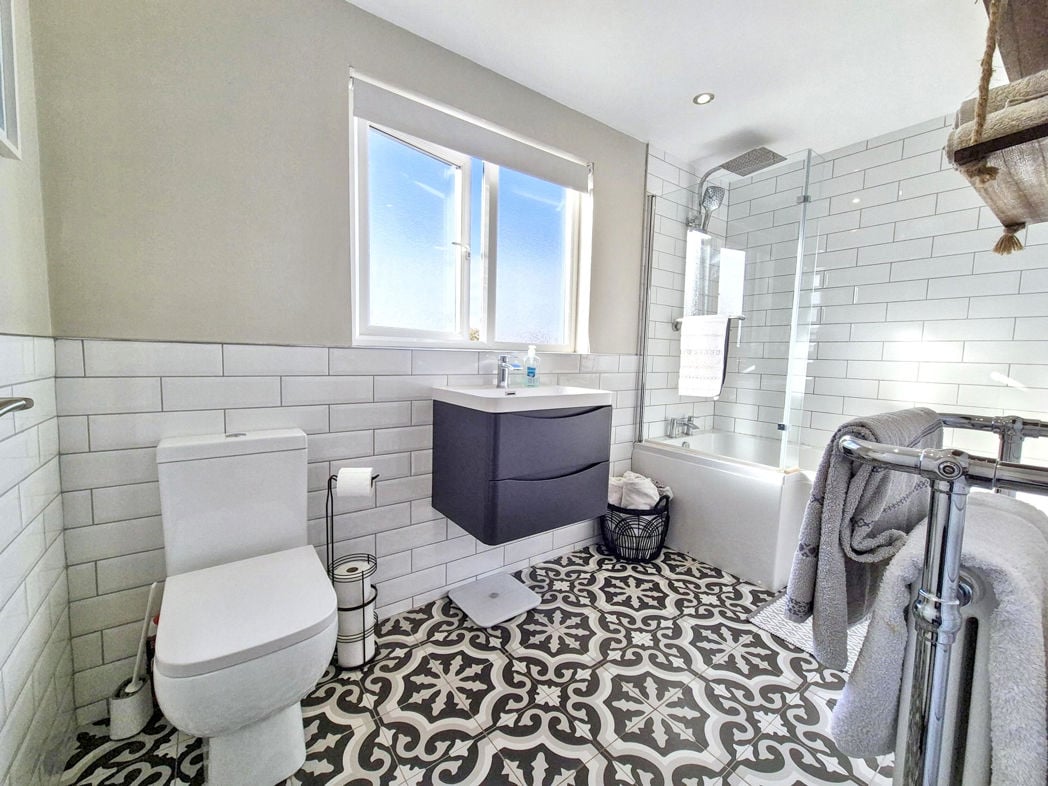 Property image 23 of 30