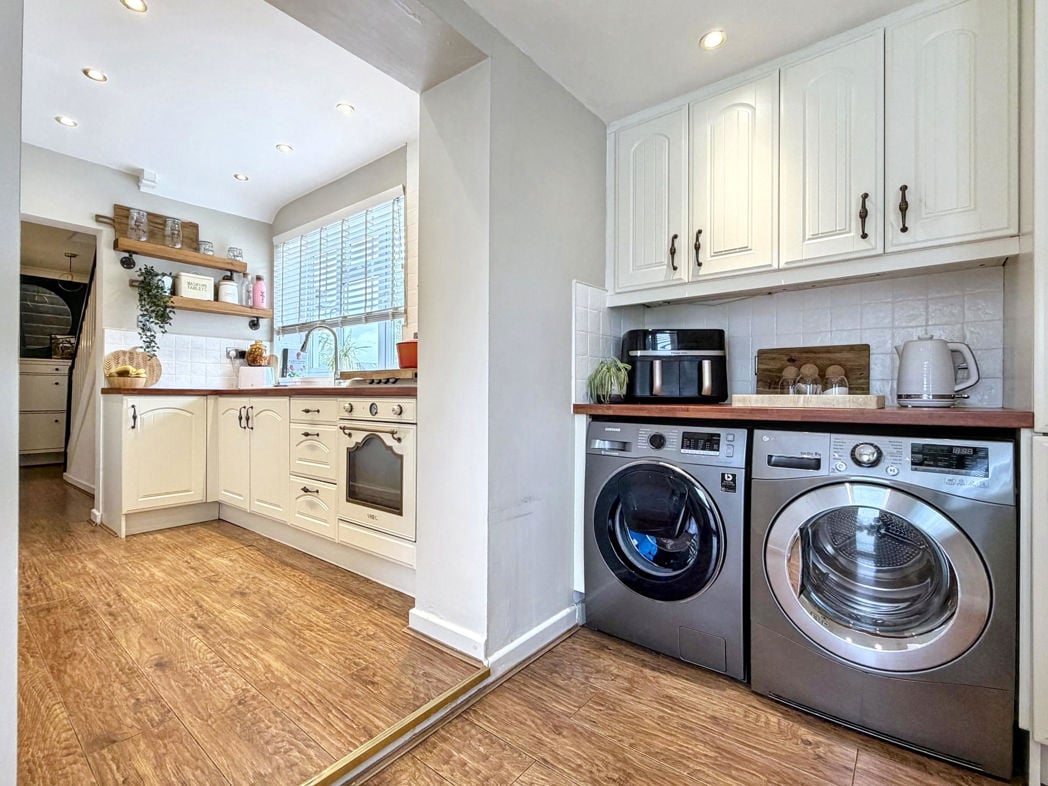 Kitchen (Additional)
