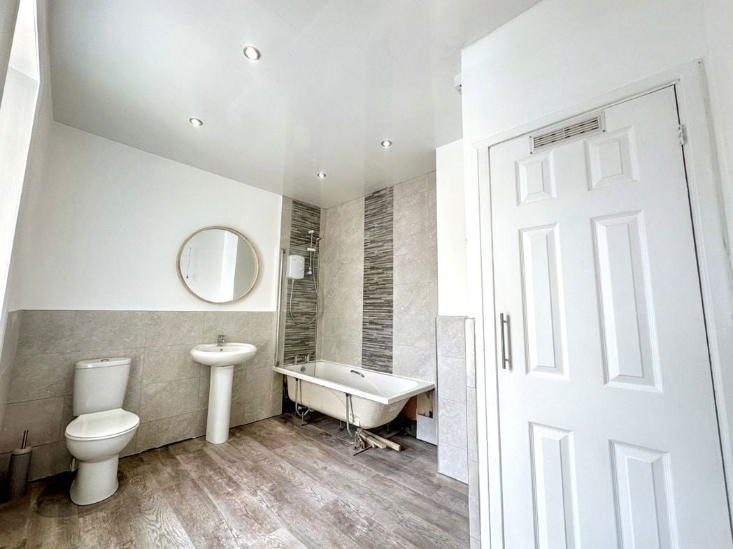 Family bathroom