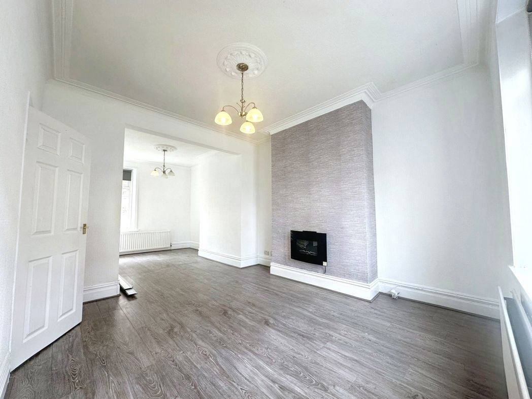Living/dining room