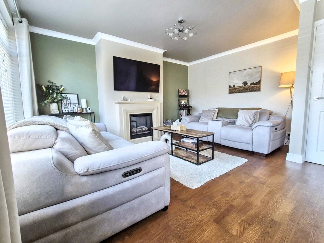 Property image 5 of 21