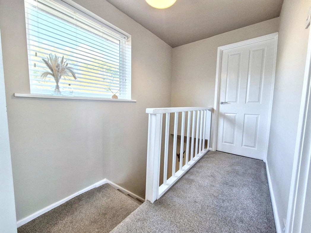 Property image 12 of 21