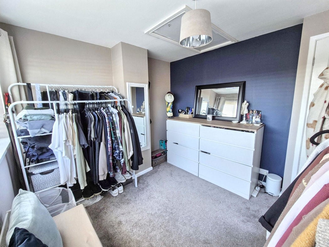 Property image 16 of 21