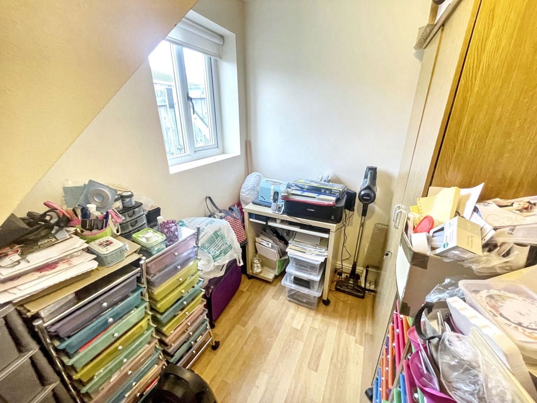 Study/Craft room